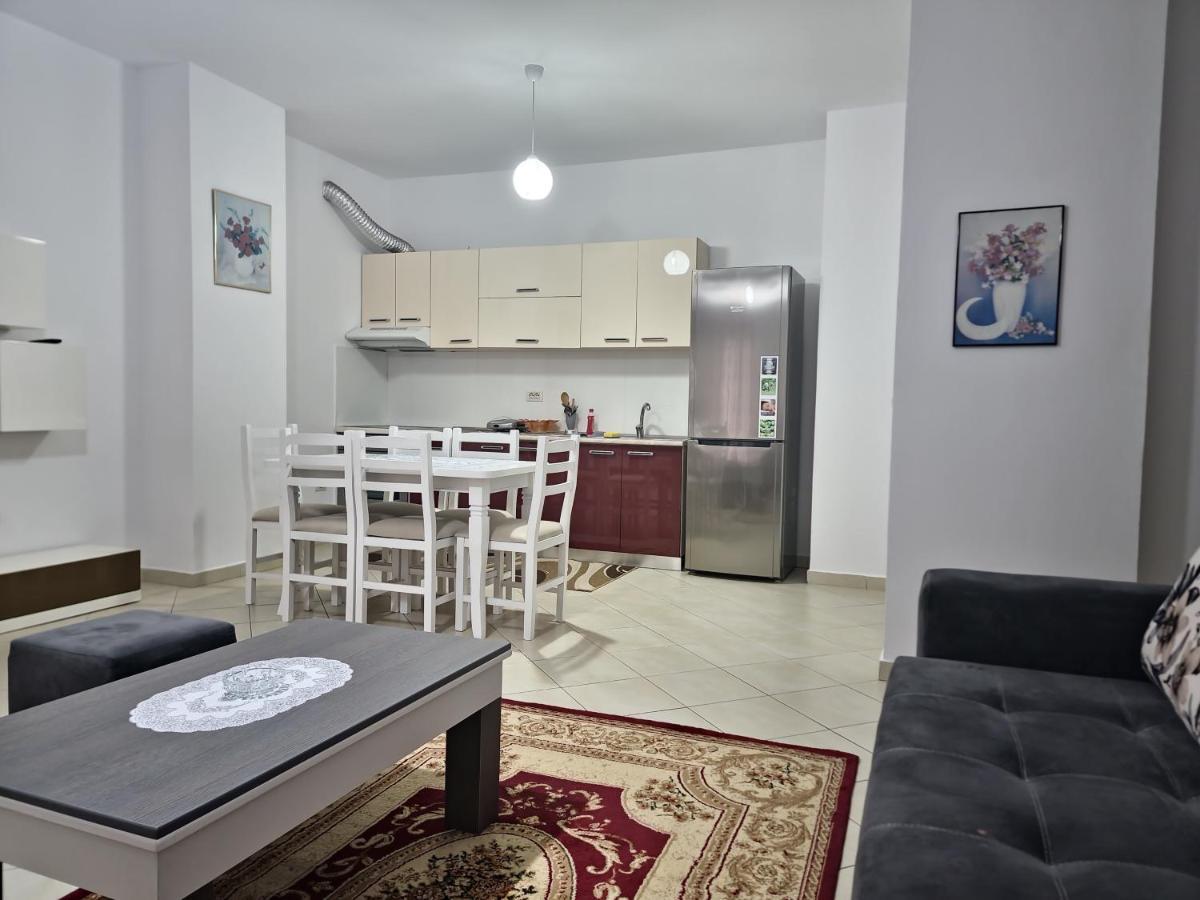 Siar Apartment Tirana Esterno foto